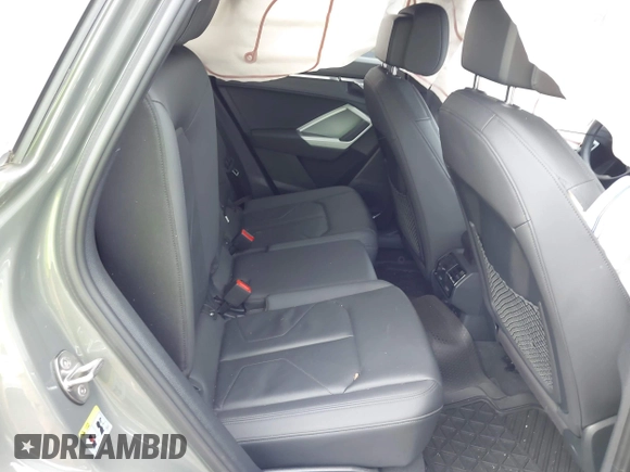 2021 Audi Q3 S line Premium Plus z VIN WA1EECF3XM1039439, wystawiony jako IAAI lot #42400021 z przebiegiem 41 740 mil mil oraz . Historia ofert i sprzedaży dostępna na DreamBid. Obrazek 8.