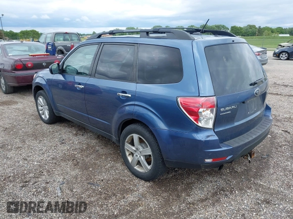 2011 Subaru Forester X Premium z VIN JF2SHACC3BH720685, wystawiony jako IAAI lot #42316944 z przebiegiem 209 901 mil mil oraz . Historia ofert i sprzedaży dostępna na DreamBid. Obrazek 3.