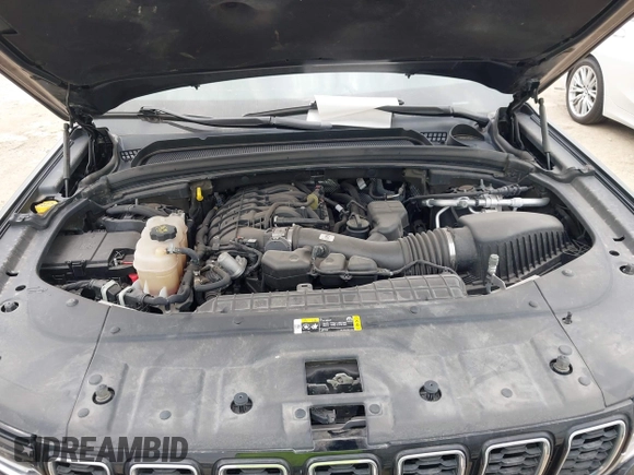 2021 Jeep Grand Cherokee Limited with VIN 1C4RJKBG2M8108265, listed as a IAAI auction lot 42099084 with 41,587 mi miles and . Bid and sale history available at DreamBid. Image 10.