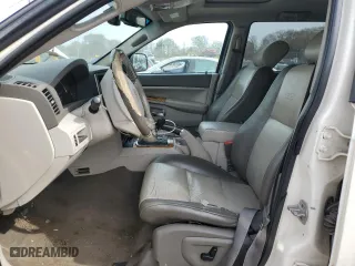 2008 Jeep Grand Cherokee Limited with VIN 1J8HR58208C205364, listed as a Copart auction lot 53658175 with 282,016 mi miles and Salvage Title. Bid and sale history available at carsss.com. Image 7.