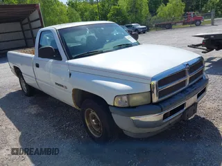2001 Dodge 1500 z VIN 1B7HC16Y01S248395, wystawiony jako IAAI lot #42021002 z przebiegiem 216 482 mil mil oraz . Historia ofert i sprzedaży dostępna na DreamBid. Obrazek 1.