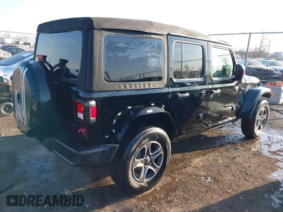 2022 Jeep Wrangler Unlimited Sport S with VIN 1C4HJXDG5NW135060, listed as a IAAI auction lot 41738841 with 33,322 mi miles. Bid and sale history available at carsss.com. Image 4.