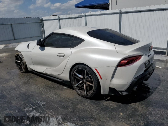 2021 Toyota Supra 3.0 with VIN WZ1DB0C05MW041106, listed as a Copart auction lot 48936695 with Not provided miles and Clean title. Bid and sale history available at DreamBid. Image 2.