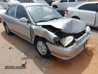 2001 Kia Sephia with VIN KNAFB121815081573, listed as a IAAI auction lot 42058297 with 112,069 mi miles and . Bid and sale history available at DreamBid. Image 1.