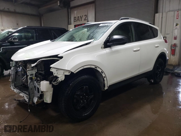 2015 Toyota RAV4 LE with VIN JTMBFREV8FJ041575, listed as a Copart auction lot 44624065 with 60,795 mi miles and Salvage Title. Bid and sale history available at carsss.com. Image 1.