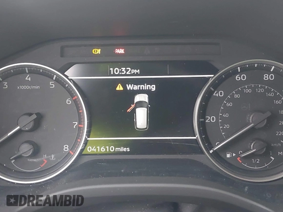 2022 Mitsubishi Outlander SE z VIN JA4J3UA87NZ059213, wystawiony jako IAAI lot #41723525 z przebiegiem 41 610 mil mil oraz . Historia ofert i sprzedaży dostępna na DreamBid. Obrazek 16.