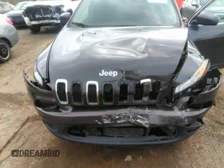 2016 Jeep Cherokee Latitude with VIN 1C4PJMCS5GW206129, listed as a IAAI auction lot 41867870 with 109,092 mi miles and . Bid and sale history available at DreamBid. Image 6.