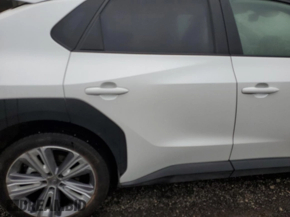 2023 Toyota bZ4X XLE z VIN JTMABABA0PA004676, wystawiony jako Copart lot #88436855 z przebiegiem 1 041 mil mil oraz Szkoda całkowita • Salvage title. Historia ofert i sprzedaży dostępna na DreamBid. Obrazek 10.