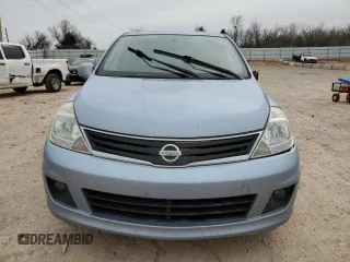 2010 Nissan Versa S z VIN 3N1BC1CPXAL356655, wystawiony jako Copart lot #47998165 z przebiegiem 109 853 mil mil oraz Szkoda całkowita • Salvage title. Historia ofert i sprzedaży dostępna na DreamBid. Obrazek 5.