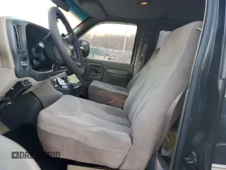 1996 Chevrolet Chevy Van z VIN 1GBFG15M1T1039187, wystawiony jako Copart lot #42325925 z przebiegiem Nie podano mil oraz Szkoda całkowita • Salvage title. Historia ofert i sprzedaży dostępna na DreamBid. Obrazek 7.