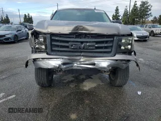 2013 GMC Sierra 1500 SLE with VIN 3GTP1VE07DG285024, listed as a Copart auction lot 48329945 with 146,459 mi miles and Salvage title. Bid and sale history available at DreamBid. Image 5.