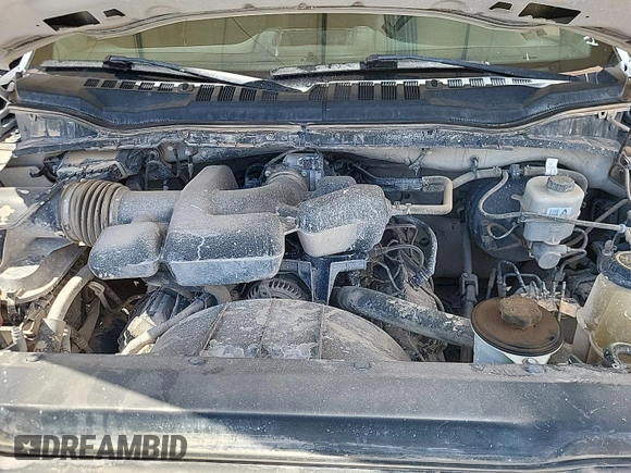 2019 Ford F-250 XL with VIN 1FT7W2B65KEE40165, listed as a IAAI auction lot 42727924 with 182,010 mi miles and . Bid and sale history available at DreamBid. Image 14.