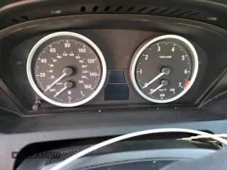 2007 BMW 6 Series 650i z VIN WBAEK13517CN72486, wystawiony jako Copart lot #47952395 z przebiegiem Nie podano mil oraz Szkoda całkowita • Salvage title. Historia ofert i sprzedaży dostępna na DreamBid. Obrazek 9.