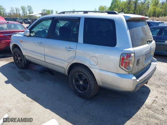 2008 Honda Pilot SE with VIN 5FNYF18338B036073, listed as a IAAI auction lot 42069377 with 191,324 mi miles. Bid and sale history available at carsss.com. Image 3.