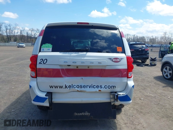 2017 Dodge Grand Caravan SE with VIN 2C7WDGBG3HR828825, listed as a IAAI auction lot 42048885 with 231,690 mi miles and . Bid and sale history available at DreamBid. Image 16.