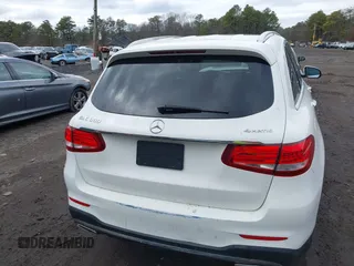 2019 Mercedes-Benz GLC 300 z VIN WDC0G4KB2KV125860, wystawiony jako IAAI lot #41666197 z przebiegiem 66 127 mil mil oraz . Historia ofert i sprzedaży dostępna na DreamBid. Obrazek 16.