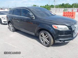 2007 Audi Q7 z VIN WA1AV74L87D094158, wystawiony jako IAAI lot #42292948 z przebiegiem 111 593 mil mil oraz . Historia ofert i sprzedaży dostępna na DreamBid. Obrazek 1.