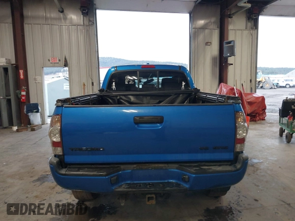 2009 Toyota Tacoma z VIN 5TEMU52N29Z656158, wystawiony jako IAAI lot #41652533 z przebiegiem 138 563 mil mil oraz . Historia ofert i sprzedaży dostępna na DreamBid. Obrazek 16.