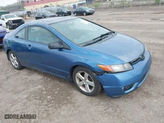 2008 Honda Civic Cpe EX with VIN 2HGFG12868H555929, listed as a IAAI auction lot 42073181 with 131,450 mi miles. Bid and sale history available at carsss.com. Image 1.