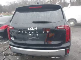 2023 Kia Telluride S with VIN 5XYP64GC4PG366682, listed as a IAAI auction lot 41552690 with 25,055 mi miles and . Bid and sale history available at carsss.com. Image 16.