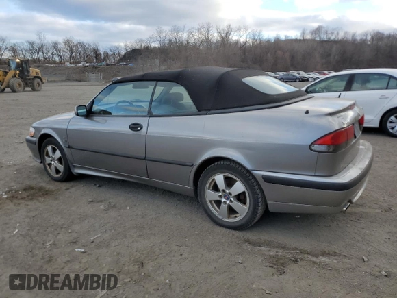 2002 Saab 9-3 SE z VIN YS3DF78K527004711, wystawiony jako Copart lot #88905575 z przebiegiem 139 866 mil mil oraz Czysty tytuł • Clean title. Historia ofert i sprzedaży dostępna na DreamBid. Obrazek 2.