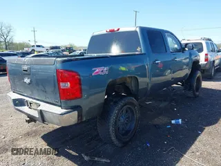 2007 Chevrolet Silverado 1500 LTZ with VIN 2GCEK13M071572981, listed as a IAAI auction lot 42054093 with 284,423 mi miles. Bid and sale history available at carsss.com. Image 4.
