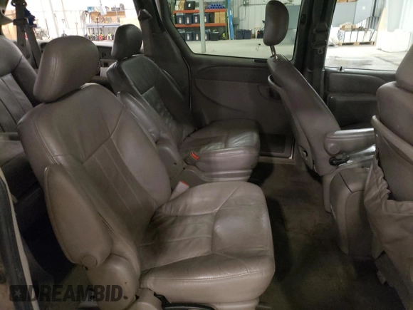 2002 Dodge Caravan ES with VIN 2B4GP54LX2R575496, listed as a Copart auction lot 79402444 with 229,053 mi miles and Non Repairable. Bid and sale history available at carsss.com. Image 12.