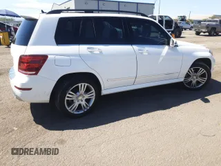 2015 Mercedes-Benz GLK 350 with VIN WDCGG5HB9FG403384, listed as a Copart auction lot 70284464 with 30,007 mi miles and Salvage Title. Bid and sale history available at DreamBid. Image 3.