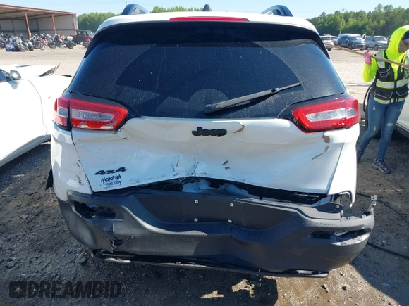 2017 Jeep Cherokee Altitude with VIN 1C4PJMAS0HW631536, listed as a IAAI auction lot 42180916 with 150,296 mi miles and . Bid and sale history available at DreamBid. Image 16.