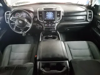 2021 Ram 1500 Big Horn z VIN 1C6SRFFT2MN598580, wystawiony jako Copart lot #52394285 z przebiegiem 34 468 mil mil oraz Szkoda całkowita • Salvage title. Historia ofert i sprzedaży dostępna na DreamBid. Obrazek 8.