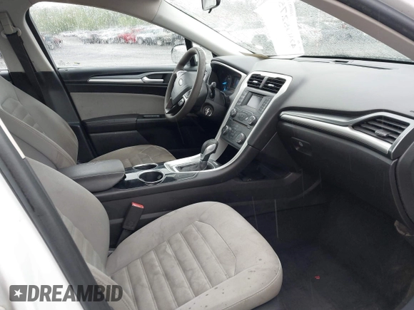 2013 Ford Fusion S with VIN 3FA6P0G76DR211501, listed as a IAAI auction lot 42095275 with 205,716 mi miles. Bid and sale history available at carsss.com. Image 5.