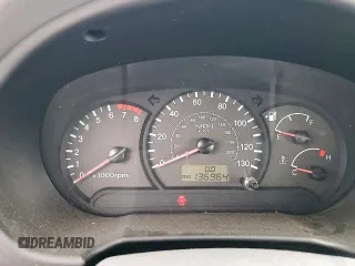 2003 Hyundai Accent GL z VIN KMHCG45C73U481294, wystawiony jako Copart lot #55958005 z przebiegiem 136 964 mil mil oraz Czysty tytuł • Clean title. Historia ofert i sprzedaży dostępna na DreamBid. Obrazek 9.