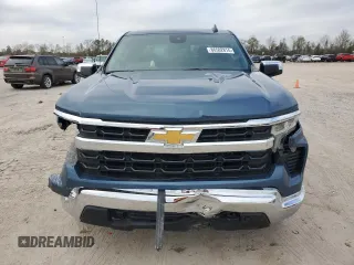 2024 Chevrolet Silverado 1500 LT with VIN 1GCUDDE82RZ256810, listed as a Copart auction lot 86502814 with 9,224 mi miles and Salvage Title. Bid and sale history available at carsss.com. Image 5.