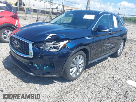 2022 Infiniti QX50 Luxe z VIN 3PCAJ5BA9NF108288, wystawiony jako IAAI lot #42646497 z przebiegiem 65 145 mil mil oraz . Historia ofert i sprzedaży dostępna na DreamBid. Obrazek 20.