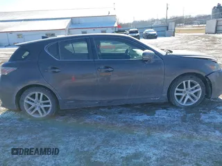 2015 Lexus CT 200h с VIN JTHKD5BH9F2219838, выставлен на аукционе IAAI как лот 41416414 с пробегом 149 986 миль миль и . История ставок и продаж доступна на DreamBid. Изображение 13.