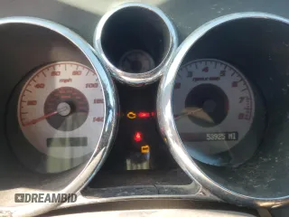 2006 Pontiac Solstice z VIN 1G2MB33B16Y107714, wystawiony jako Copart lot #70491744 z przebiegiem 53 925 mil mil oraz Szkoda całkowita • Salvage title. Historia ofert i sprzedaży dostępna na DreamBid. Obrazek 9.
