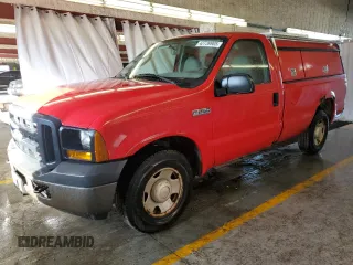 2007 Ford F-250 XL z VIN 1FTNF20587EA76137, wystawiony jako Copart lot #42739905 z przebiegiem 109 233 mil mil oraz Czysty tytuł • Clean title. Historia ofert i sprzedaży dostępna na DreamBid. Obrazek 1.