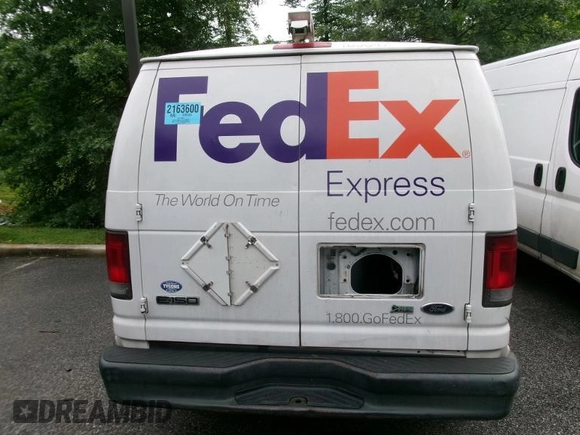 2010 Ford Econoline Cargo Commercial z VIN 1FTNE1EWXADA91640, wystawiony jako IAAI lot #42567163 z przebiegiem 203 011 mil mil oraz . Historia ofert i sprzedaży dostępna na DreamBid. Obrazek 23.