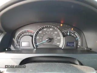 2015 Toyota Camry XLE z VIN 4T4BF1FK2FR512934, wystawiony jako Copart lot #59478725 z przebiegiem 165 935 mil mil oraz Szkoda całkowita • Salvage title. Historia ofert i sprzedaży dostępna na DreamBid. Obrazek 9.