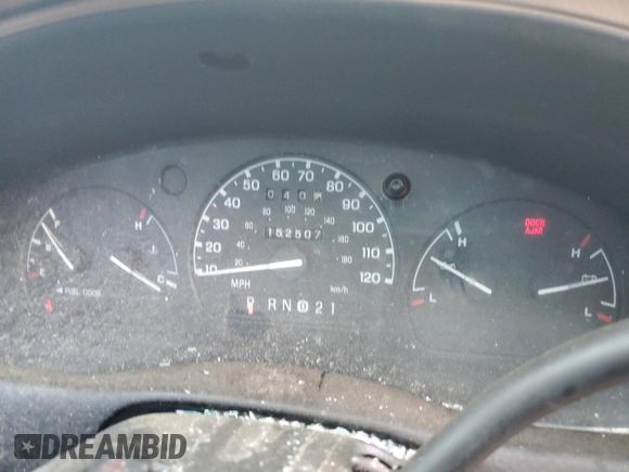 2000 Ford Ranger XL with VIN 1FTYR14V6YPB92418, listed as a Copart auction lot 55573945 with 152,507 mi miles and Salvage Title. Bid and sale history available at DreamBid. Image 9.