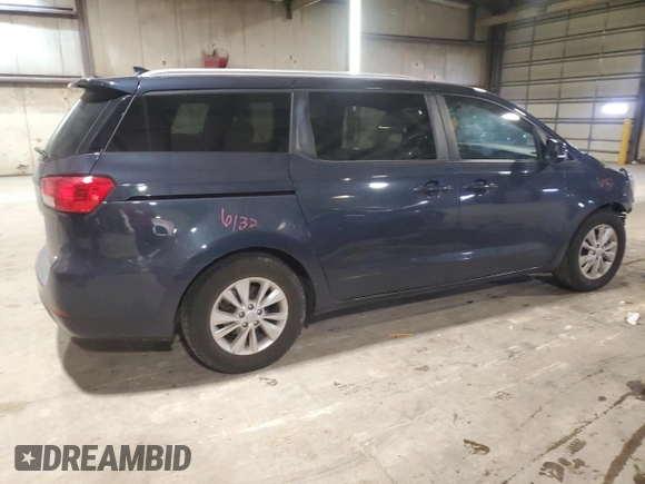2016 Kia Sedona with VIN KNDMB5C14G6217085, listed as a Copart auction lot 51988285 with 110,939 mi miles and Salvage Title. Bid and sale history available at DreamBid. Image 3.