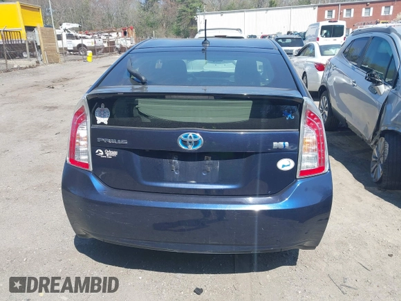 2015 Toyota Prius Four with VIN JTDKN3DU0F1913319, listed as a IAAI auction lot 42071760 with 132,190 mi miles. Bid and sale history available at carsss.com. Image 16.