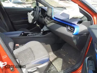 2020 Toyota C-HR LE z VIN NMTKHMBX9LR107762, wystawiony jako IAAI lot #42158899 z przebiegiem 90 313 mil mil oraz . Historia ofert i sprzedaży dostępna na DreamBid. Obrazek 5.