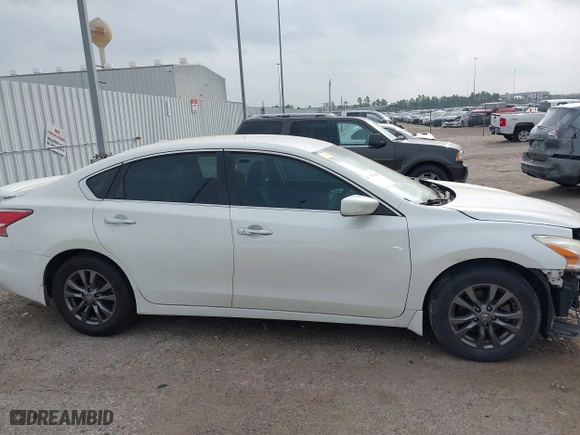 2015 Nissan Altima 2.5 with VIN 1N4AL3AP2FC457477, listed as a IAAI auction lot 41787048 with 122,468 mi miles. Bid and sale history available at carsss.com. Image 14.