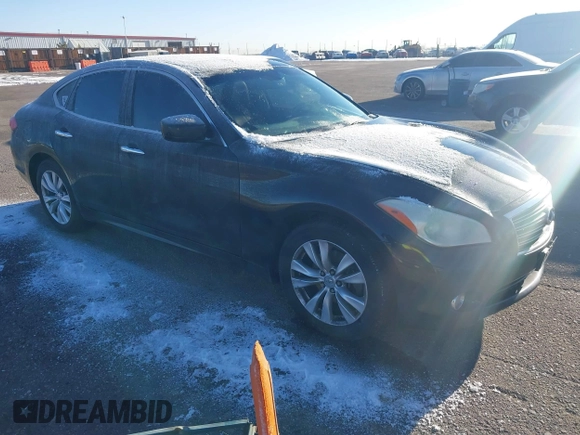 2011 Infiniti M with VIN JN1BY1AR6BM375099, listed as a IAAI auction lot 41451079 with 228,226 mi miles and . Bid and sale history available at carsss.com. Image 1.