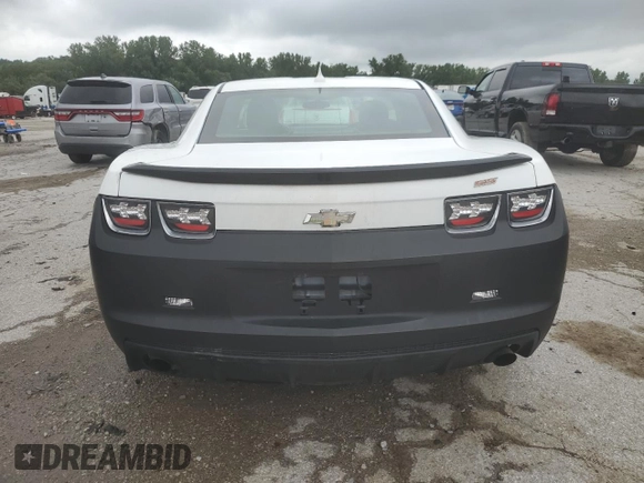 2013 Chevrolet Camaro LT with VIN 2G1FB1E30D9165211, listed as a Copart auction lot 65222095 with 111,073 mi miles and Clean title. Bid and sale history available at DreamBid. Image 6.