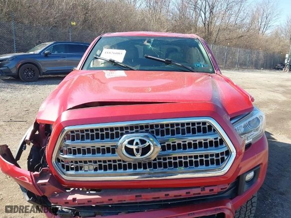2017 Toyota Tacoma SR5 with VIN 5TFCZ5AN7HX066610, listed as a IAAI auction lot 41826085 with 85,033 mi miles. Bid and sale history available at carsss.com. Image 10.