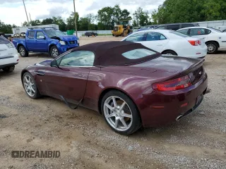 2008 Aston Martin Vantage z VIN SCFBF04B88GD08690, wystawiony jako Copart lot #56514635 z przebiegiem 63 229 mil mil oraz Tytuł czysty. Historia ofert i sprzedaży dostępna na DreamBid. Obrazek 2.