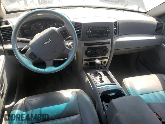 2005 Jeep Grand Cherokee Laredo with VIN 1J4HS48N85C570784, listed as a Copart auction lot 53668255 with 165,223 mi miles and Clean Title. Bid and sale history available at DreamBid. Image 8.
