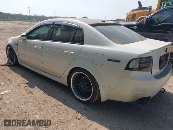 2008 Acura TL with VIN 19UUA66278A001163, listed as a IAAI auction lot 41973786 with 252,697 mi miles. Bid and sale history available at carsss.com. Image 3.